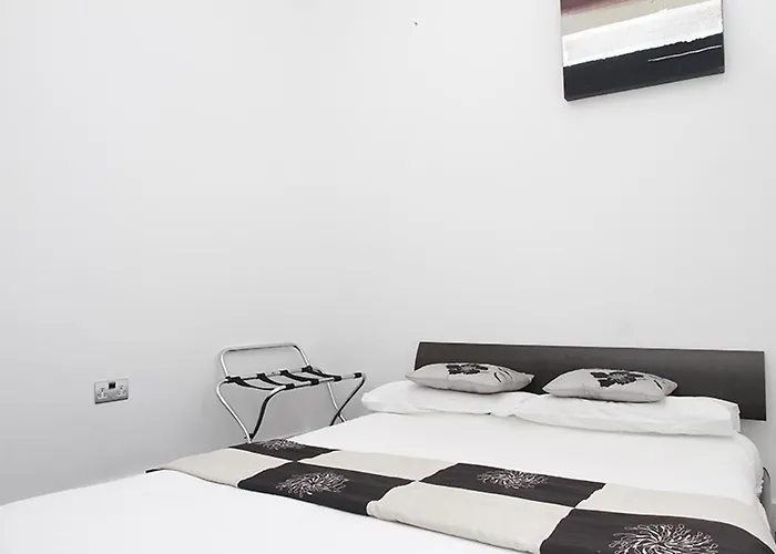 Holiday Lets London - I4